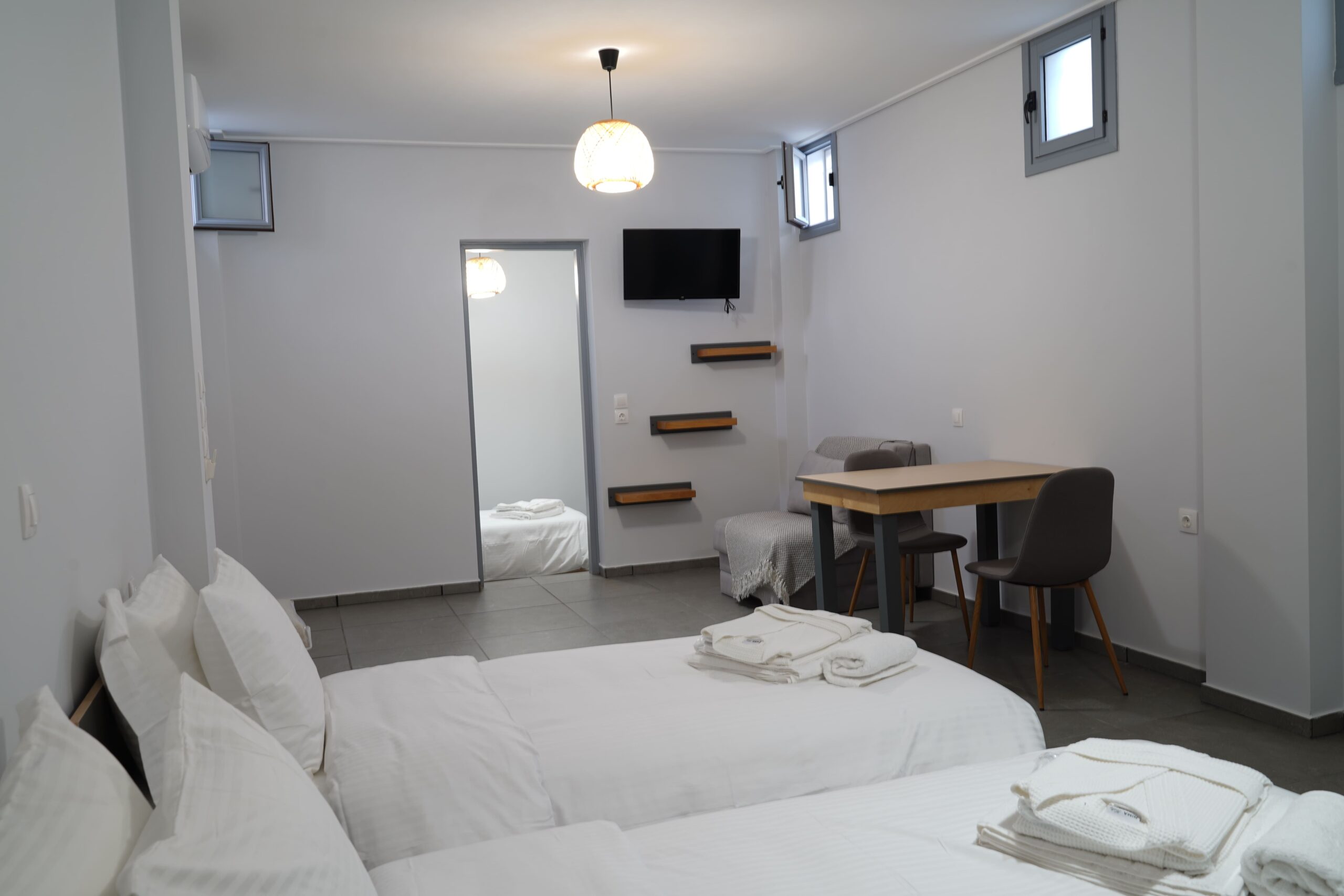 Low – Cost Underground Living Apartment